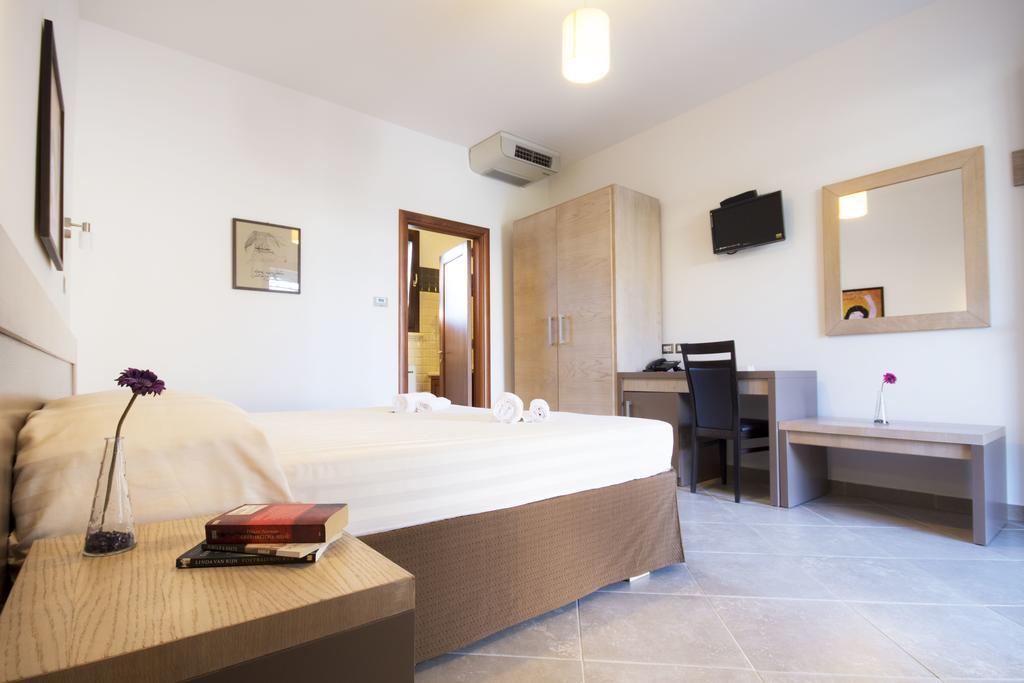 Volito Rural Experience Hotel Patù Екстериор снимка